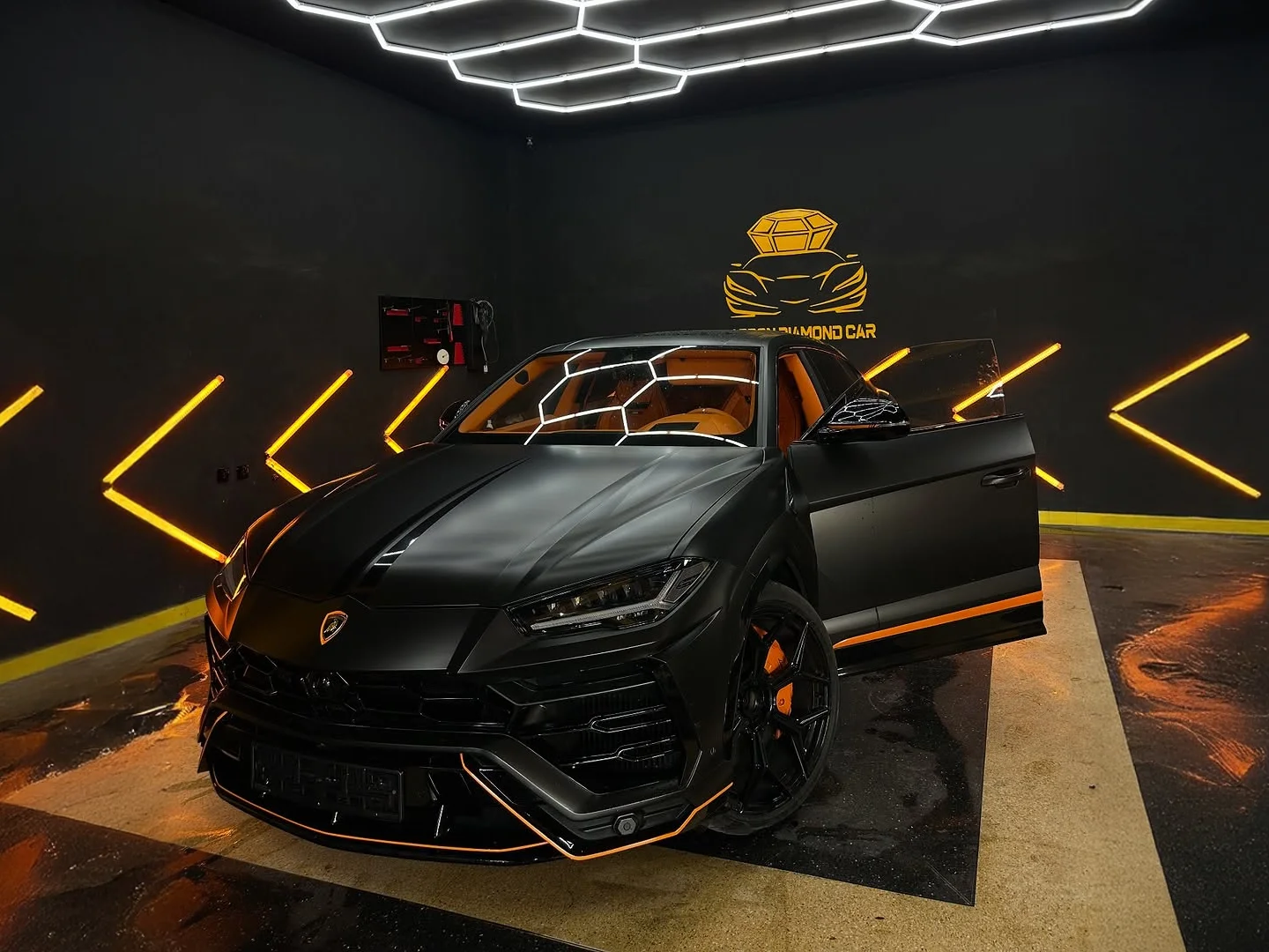 Hero background slide 1