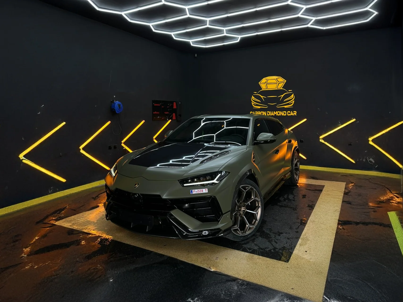 Hero background slide 3